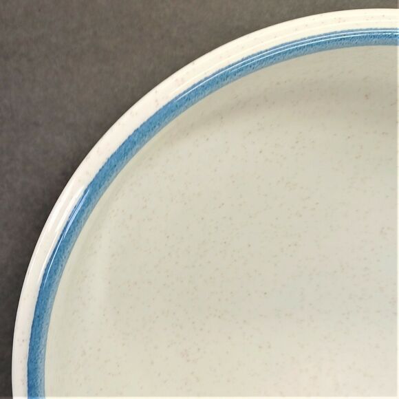 Vintage Mikasa Cordon Bleu 9.25" Round Vegetable Bowl CG500 Blue Rim 1976-1981 - Picture 3 of 5